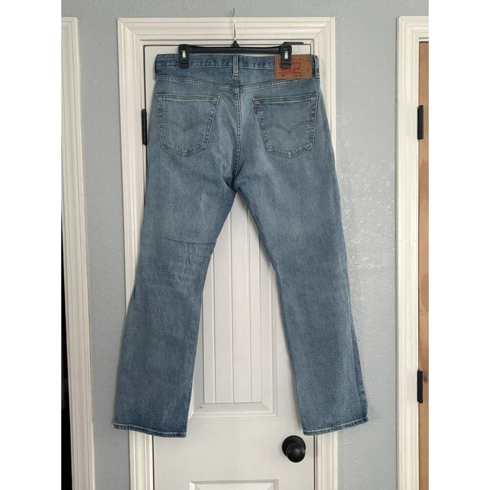 Levi's 501 Jeans Mens 34X30 Straight Fit Distressed Light Wash Faded‎ Button Fly